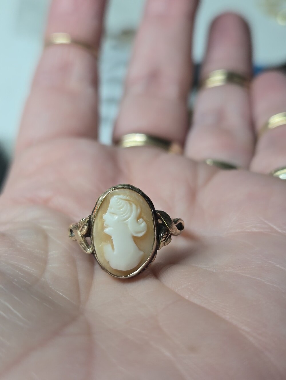Victorian Gold Filled Shell Cameo Portrait Ring
